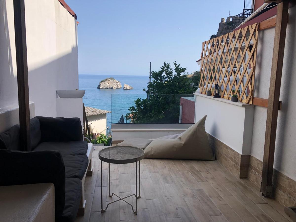 Blaue Welle Haus Apartment Parga Luaran gambar